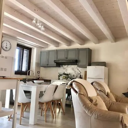 Il Mandorlo *